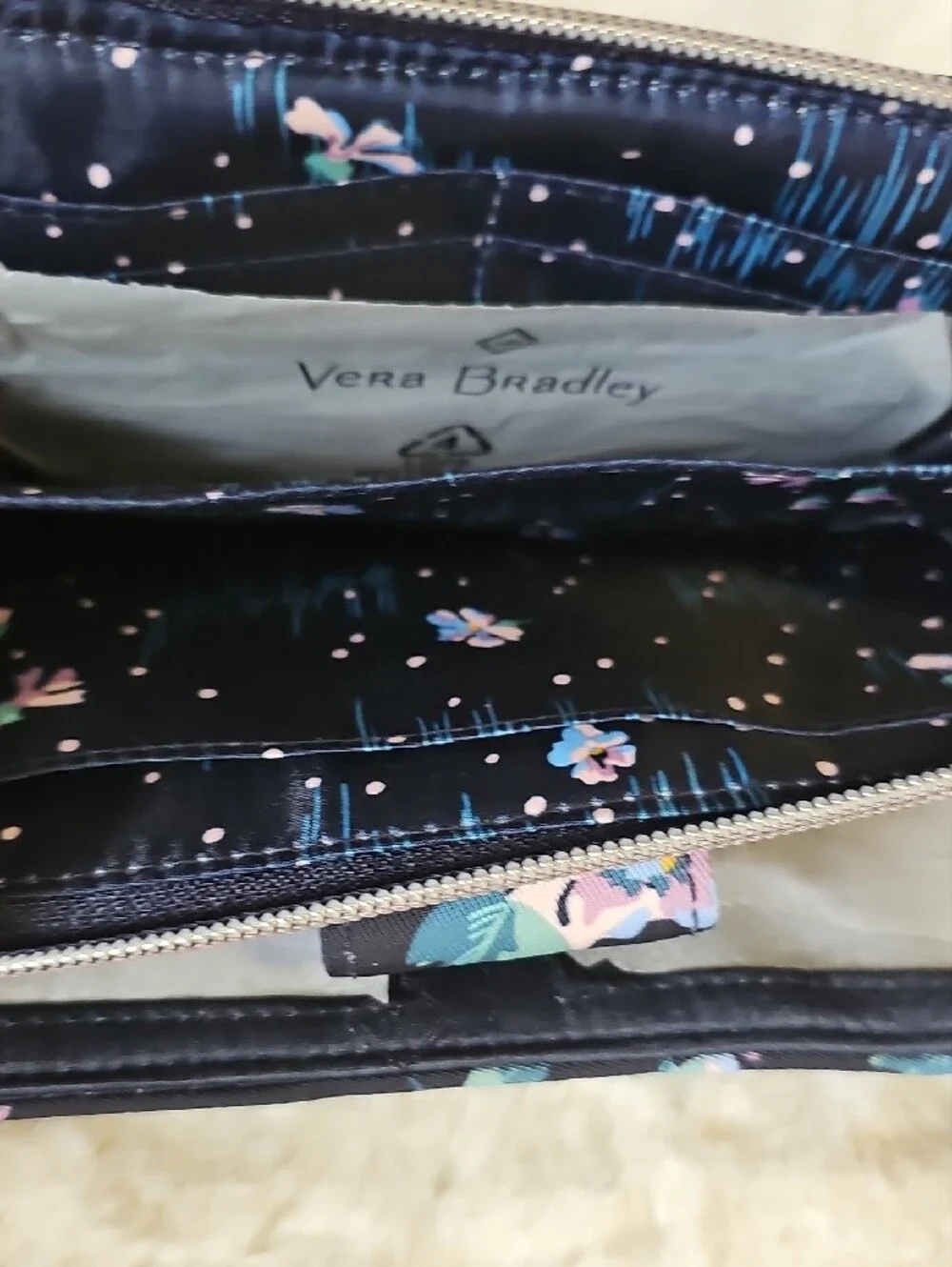 Vera Bradley nwt compact